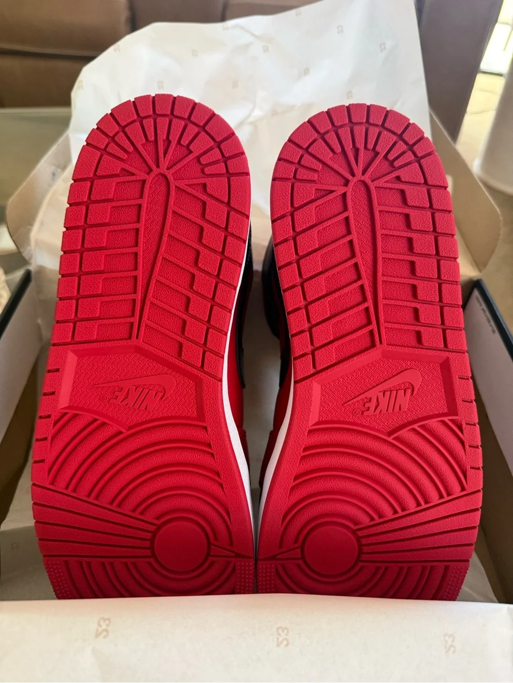 Jordan• 1 Mid in Gym Red, Black, White